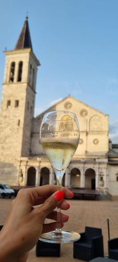 Ferienwohnung Sotto I Tetti Del Borgo Spoleto Exterior foto