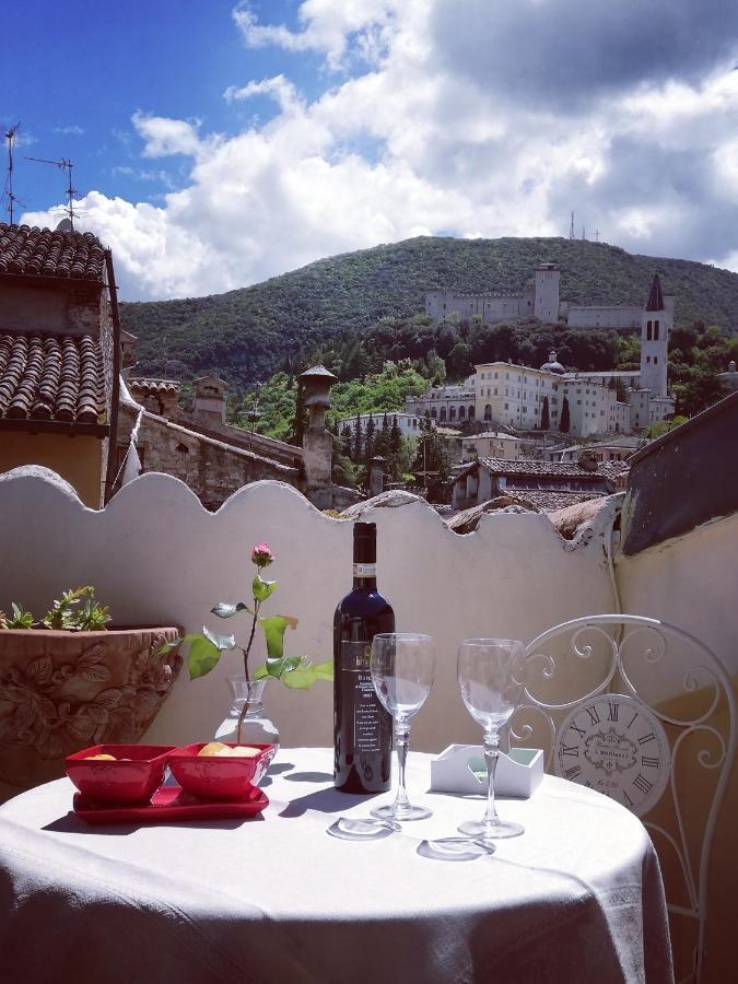 Ferienwohnung Sotto I Tetti Del Borgo Spoleto Exterior foto